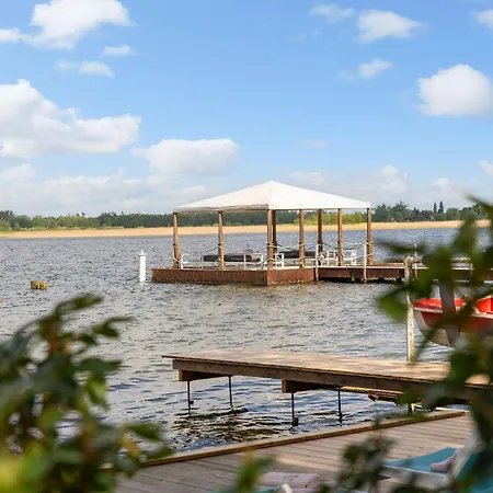 Panorama Seeresort & 4* Warnitz