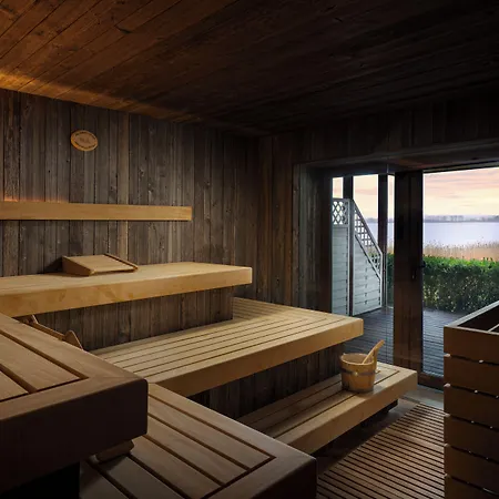 Panorama Seeresort & 4* Warnitz