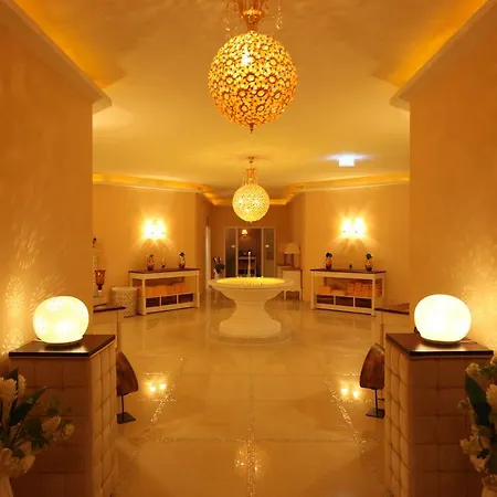 Hotel Panorama Seeresort & Warnitz