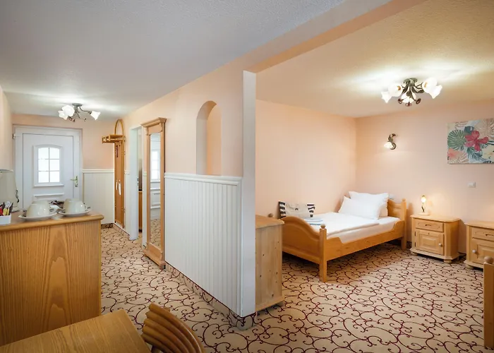 Panorama Seeresort & 4* Warnitz