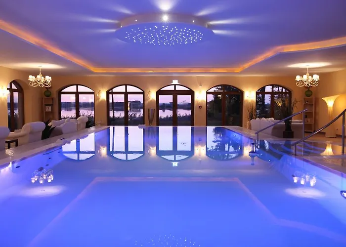 فندق Panorama Seeresort & Warnitz