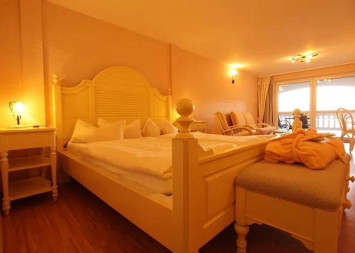 Panorama Seeresort & 4* Warnitz